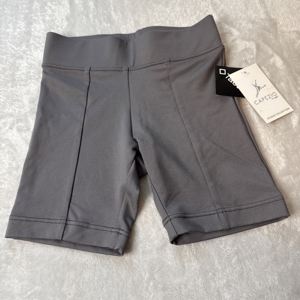 NWT Capezio SE1067B Studio Collection Boys Child Medium Dance Shorts Grey Tactel